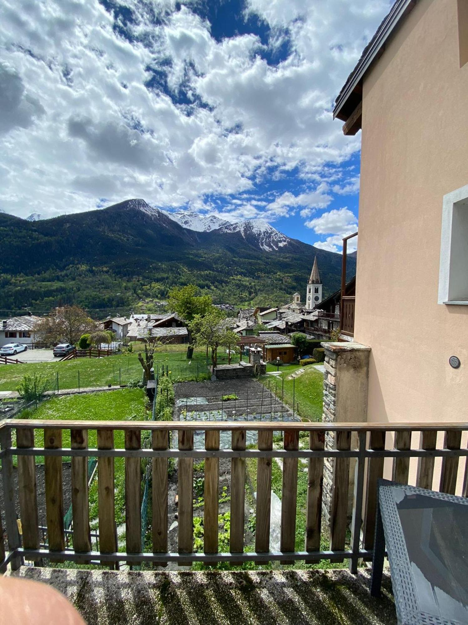 Casa Vacanze A La Salle Buitenkant foto